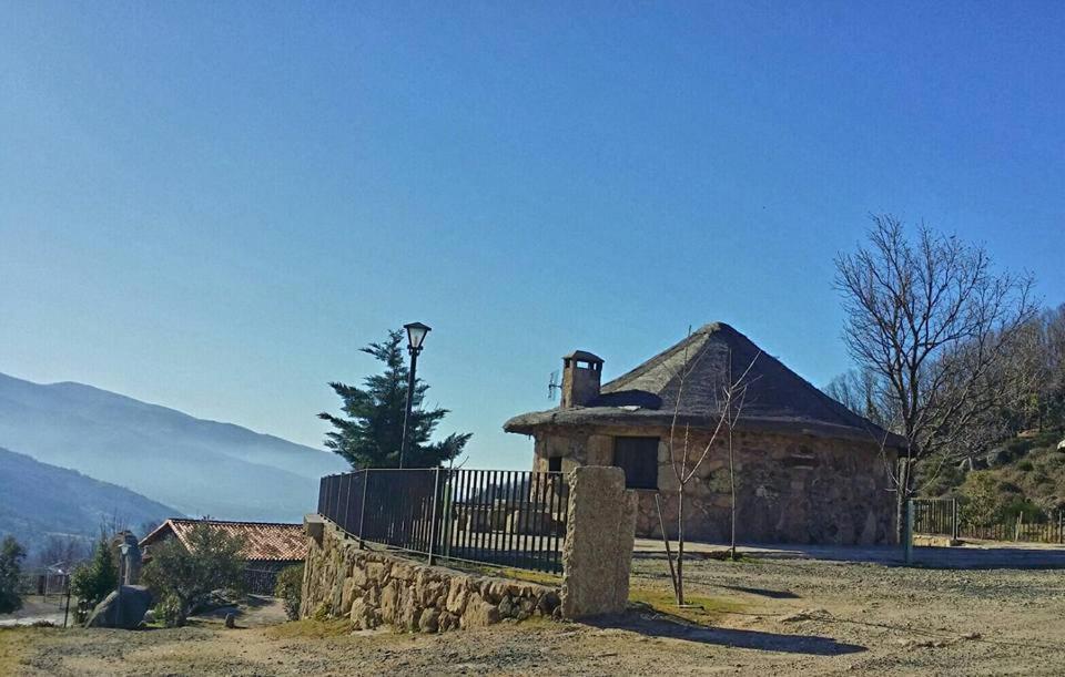 Albergue El Solitario Banos De Montemayor Exterior foto